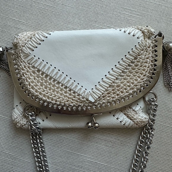 White Chain Crossbody Bag with Tassel Detail - Picture 4 of 10